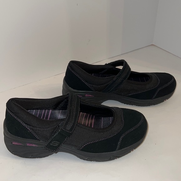SKECHERS BLACK MARY JANE SHOES SZ 7 - Picture 3 of 11